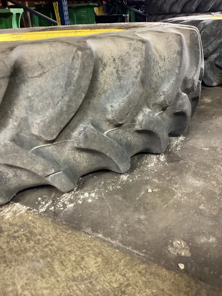 Used 380/80R38 142B RAT DT TL R-1W 75-80% On 12x38 Waffle 3 Bolt/Disc (10-13.19-11.07) image 3