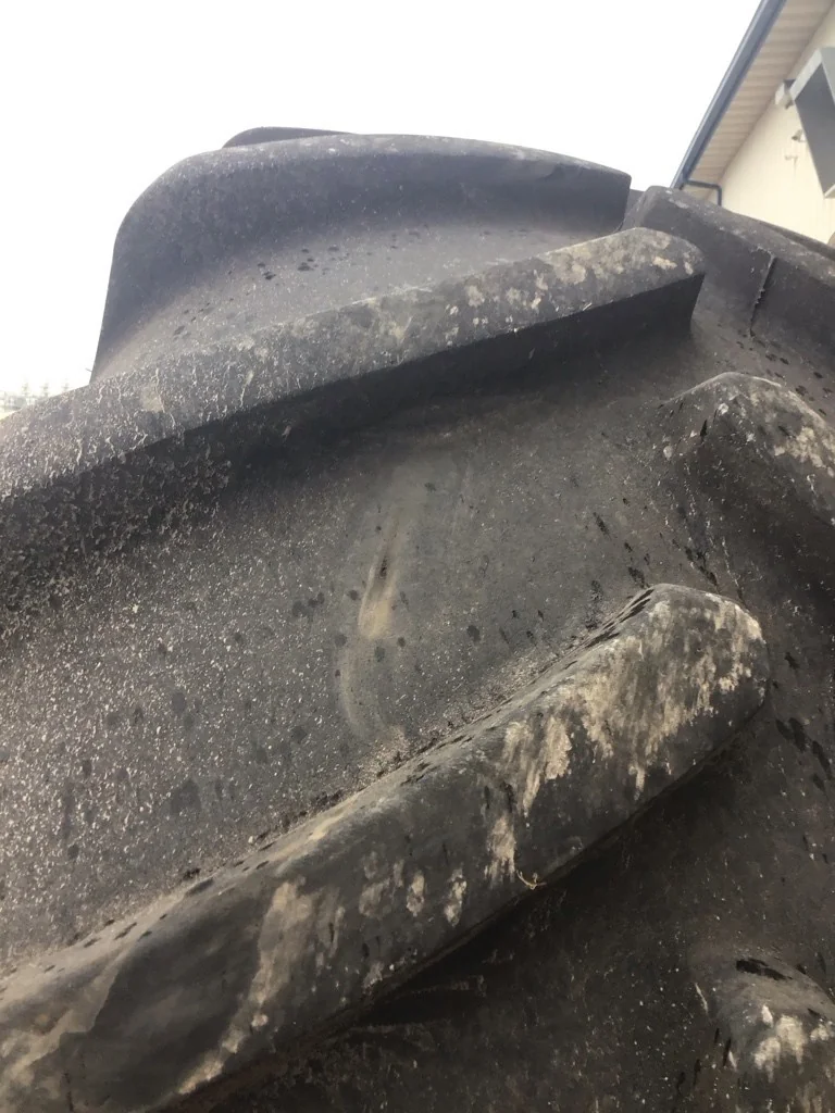 Used 710/70R42 168D Firestone Maxi Traction TL R-1W 85-90% On 23 x 42 (10-13.19-11.07) Dual Wheel image 4