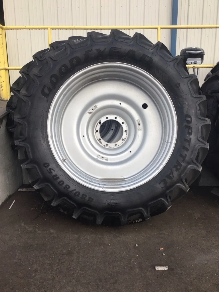 Used 480/80R50 159D Goodyear Optitrac TL R-1W 85-90% On 15 x 50 (10-13.19-11.07) CIH Dual