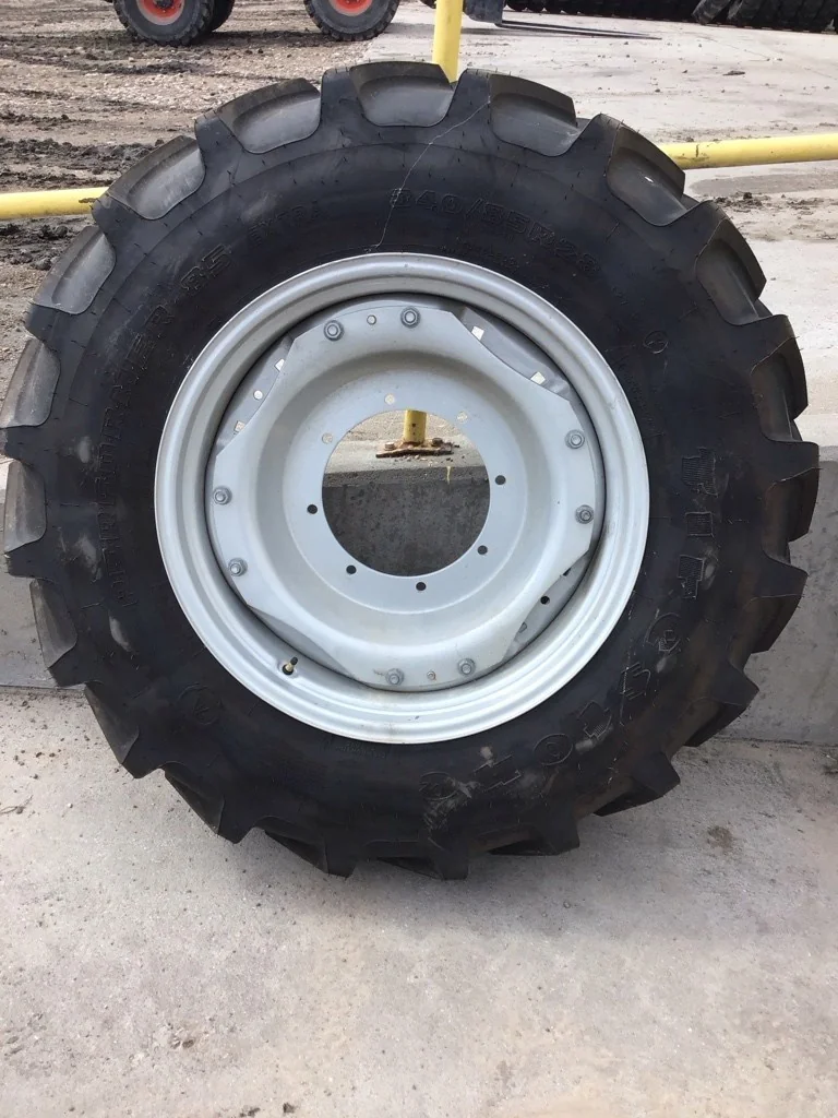 Take-Off 340/85R28 127D Firestone Performer 85 Extra TL R-1W On 12 x 28 (8-12.992-11.446) Waffle 2