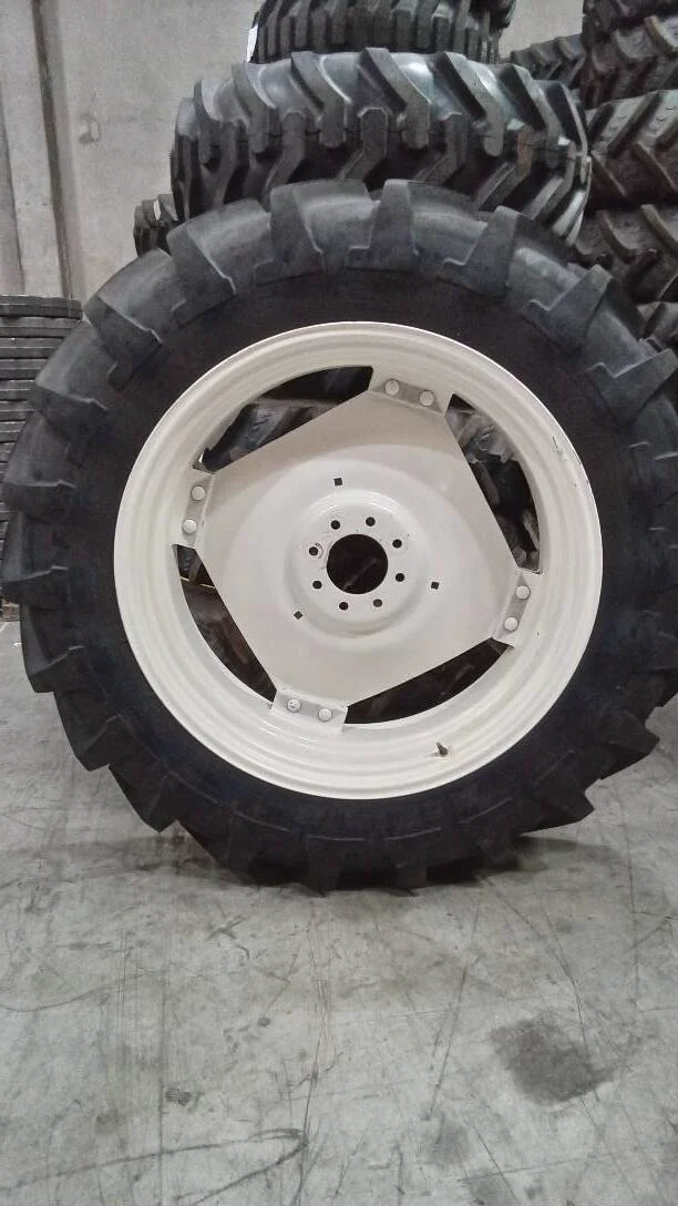 Take-Off 13.6R38 125B Michelin Agribib TL R-1W 95-100% On 12 x 38 (8-8-6) 4/2 Square Clamp/Disc