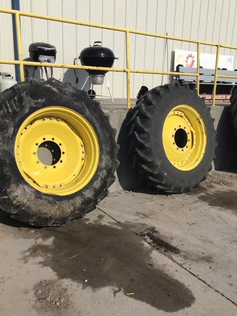 Used 420/85R34 147B Firestone RAT DT TL R-1W 65-70% On 15 x 34 (10-13.19-11.07) Waffle 3 Bolt/Disc image 5