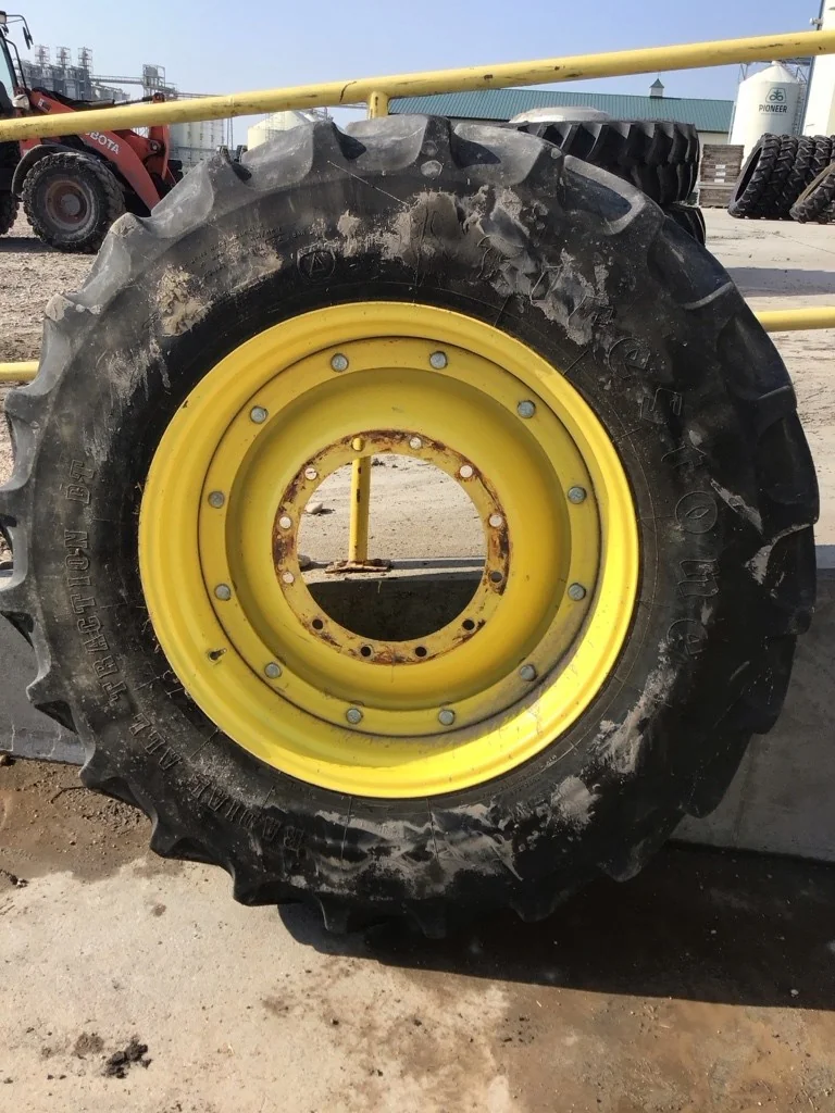 Used 420/85R34 147B Firestone RAT DT TL R-1W 65-70% On 15 x 34 (12-16.732-14.620) Waffle 3 Bolt/Disc image 2