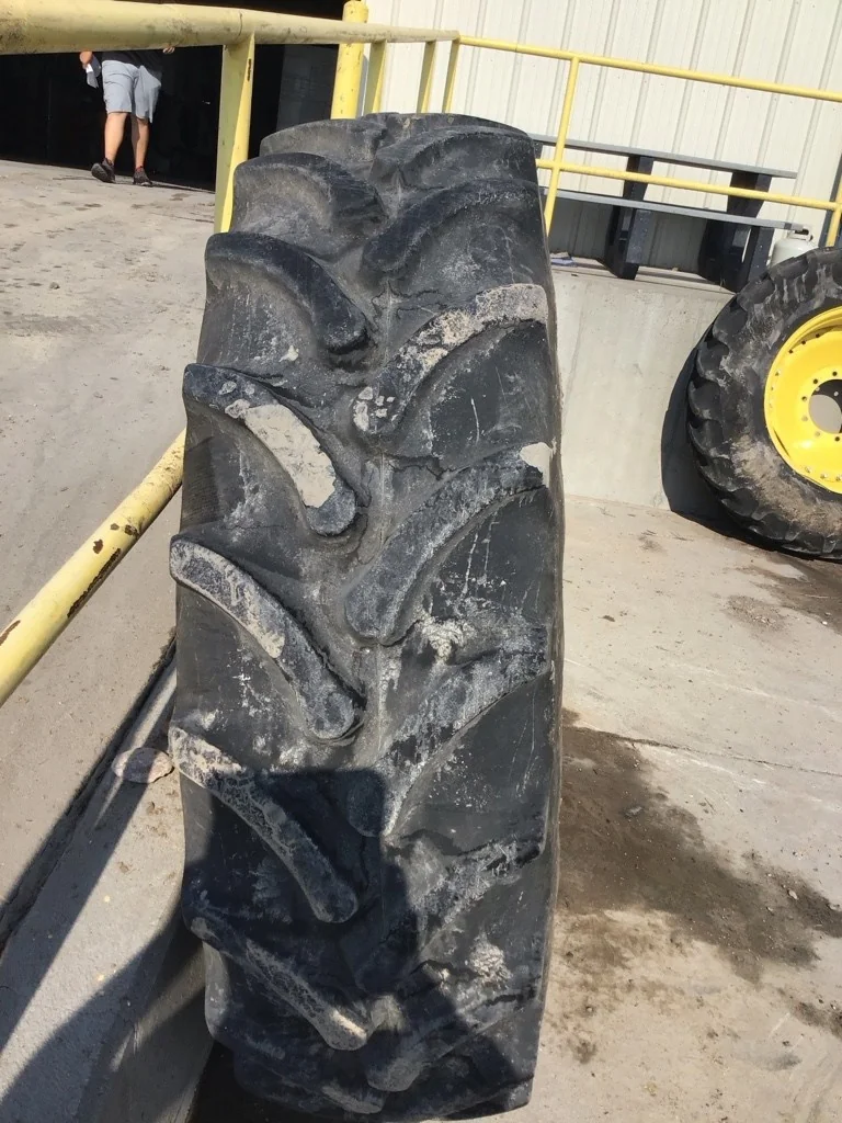 Used 420/85R34 147B Firestone RAT DT TL R-1W 65-70% On 15 x 34 (12-16.732-14.620) Waffle 3 Bolt/Disc image 4
