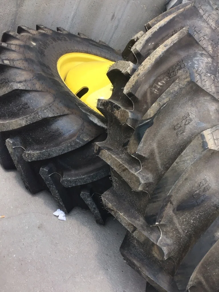 Take-Off 580/85R42 166A8 Alliance Agri-Traction TL R-1W 95-100% On 18 x 42 (20-13.189-10.50-16.18IN) image 2