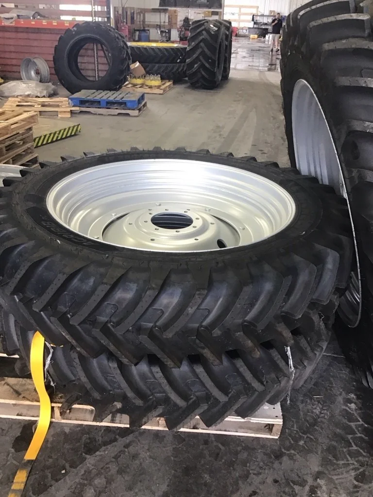 Take-Off IF380/90R46 165A8 Michelin Agribib TL R-1W 95-100% On 12 x 46 (8-10.82-8.78) Rim&Rail/Disc image 4
