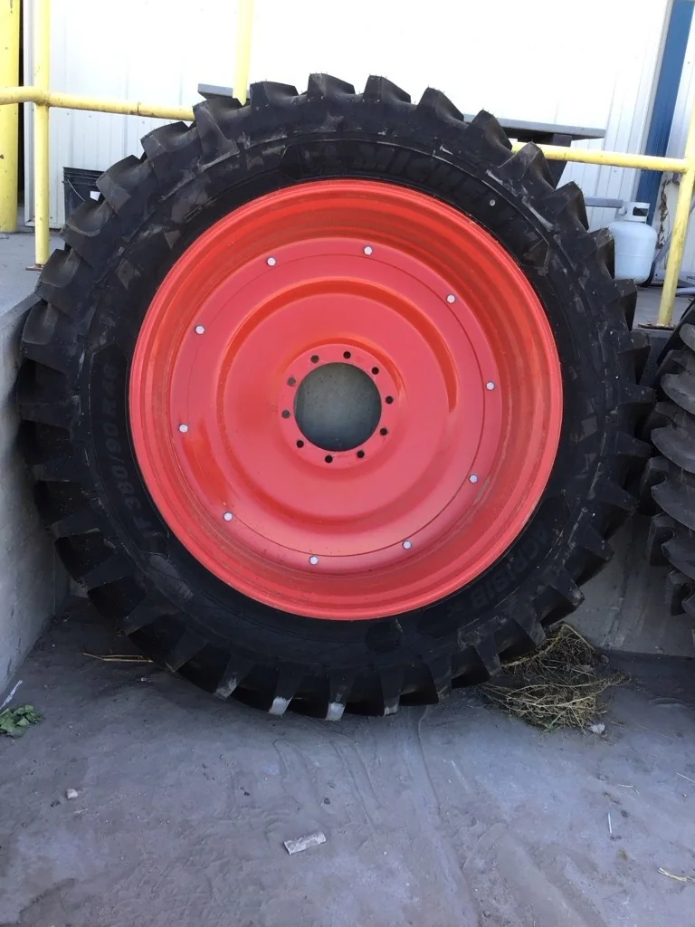 Take-Off IF380/90R46 165A8 Michelin Agribib TL R-1W 95-100% On 12 x 46 (10-13.19-11.07) R&R/Disc