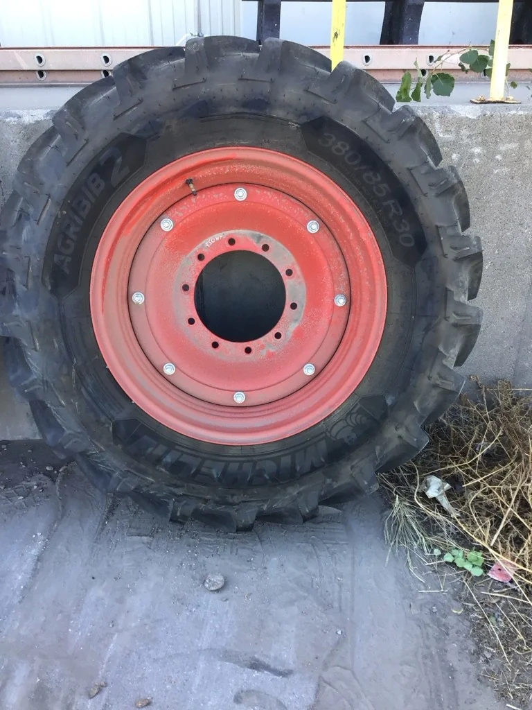 Take-Off 380/85R30 140A8 Michelin Agribib 2 TL R-1W 95-100% On 13 x 30 (10-13.19-11.07) R&R/Disc image 4