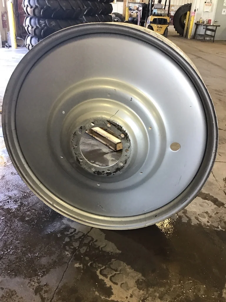 Used 12 x 54 10-13.19-11.07 Titan Case Silver Dual Wheel