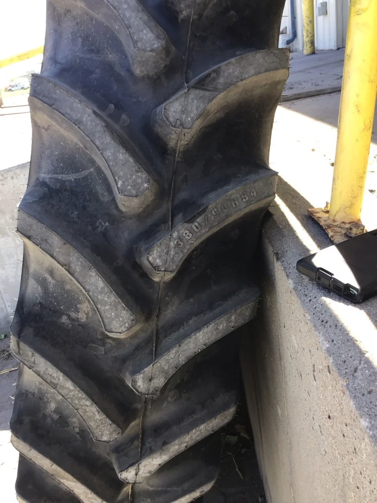Take-Off 380/90R54 152A8 Firestone 9000 R-1W TL 95-100% On 12 x 54 10-13.19-11.07 Silver Dual Wheel image 2