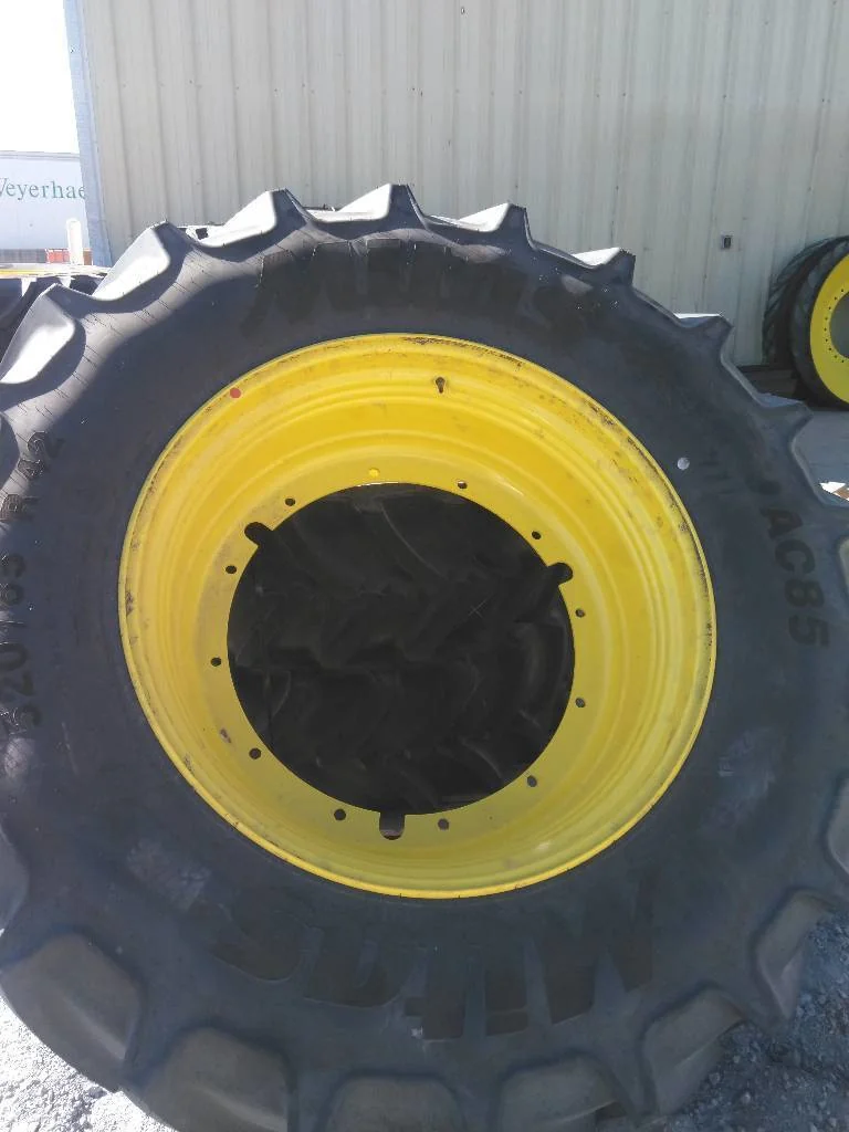 Take-Off 520/85R42 162A8 Mitas AC85 TL R-1W 95-100% On 18 x 42 (12-32.04-30.07-2.81IN) R&R Wheel image 2