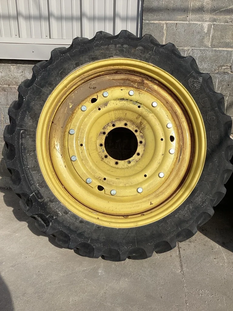 Used 320/90R50 148A8 Goodyear DT800 TL R-1W 70-75% On 10 x 50 (10-13.19-11.07) R&R/Disc