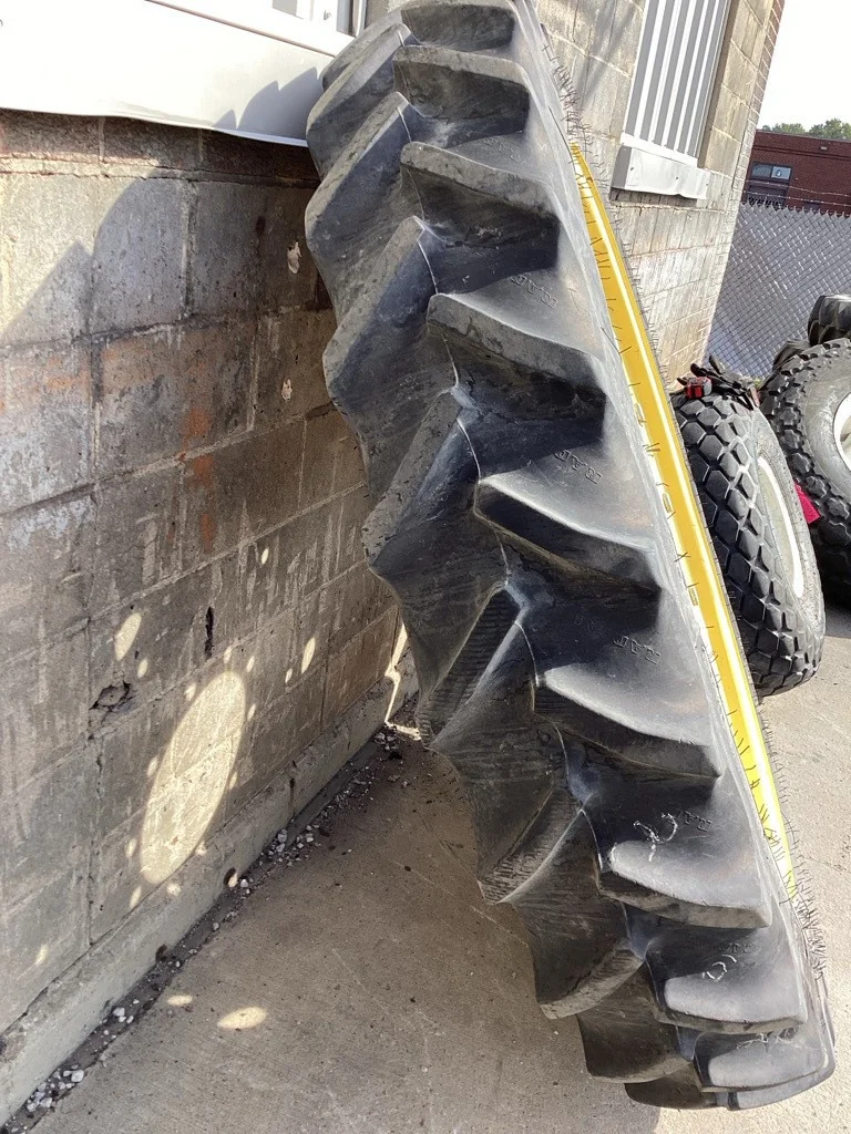 Used 320/90R50 148A8 Goodyear DT800 TL R-1W 70-75% On 10 x 50 (10-13.19-11.07) R&R/Disc image 4