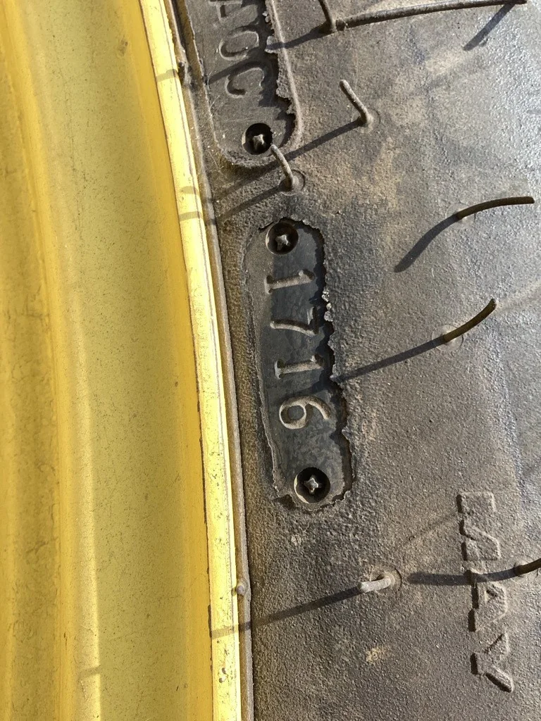 Used 320/90R50 148A8 Goodyear DT800 TL R-1W 70-75% On 10 x 50 (10-13.19-11.07) R&R/Disc image 5