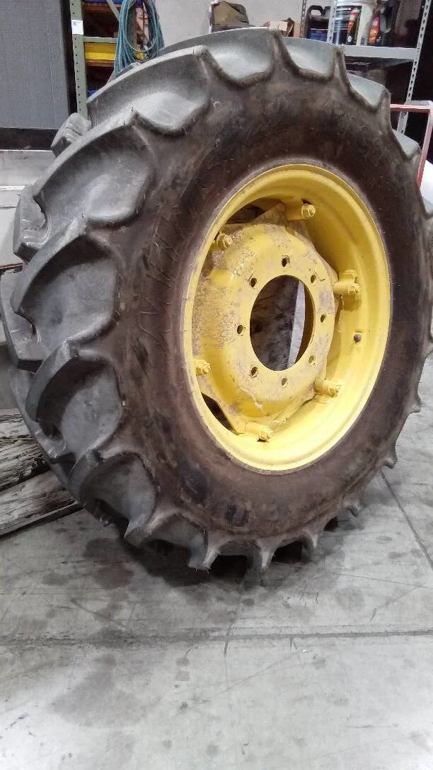 Take-Off 320/85R24 122B Mitas AC85 TL R-1W 95-100% On 10 x 24 8-10.82-8.78 6 Clamp Wheel w/ Disc image 2