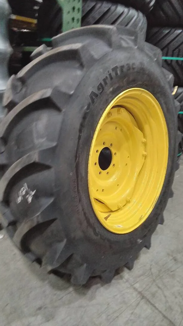 Take-Off 16.9-30/6 Galaxy Agritrac II TL R-1W 95-100% On 15 x 30 8-8-6 4/2 Rail Wheel w/ Disc image 2