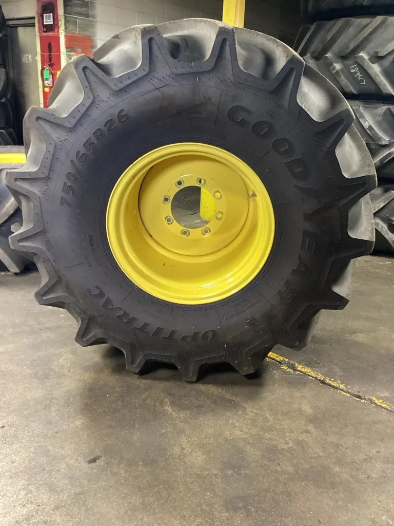 Take-Off 750/65R26 166D Goodyear Optitrac TL R-1W 95-100% On 25 x 26 (8-10.82-8.78) Combine Wheel