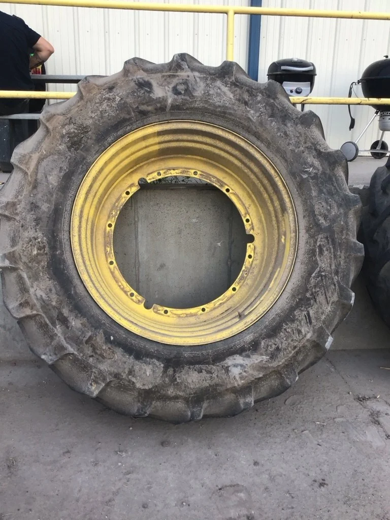 Used 620/70R42 160B Firestone RAT DT TL R-1W 05-55% On 20 x 42 (12-32.047-30.078) R&R Wheel image 3