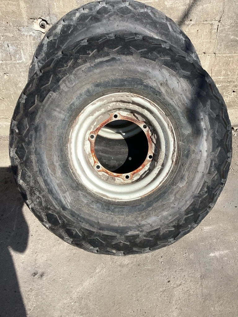 Used 13.50-16.1 10PLY Alliance ND Implement TL I-2 65-70% On 11 x 16.1 (6-11.220-9.853) Implement NH