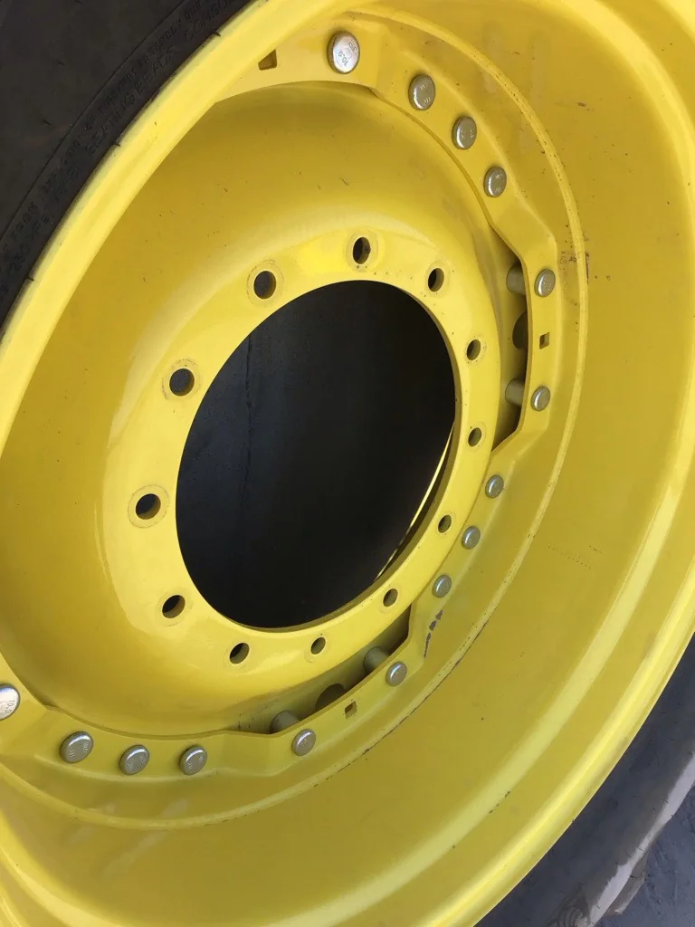 Used 540/65R34 145D Michelin Multibib TL R-1W 90-95% On 16 x 34 (12-16.732-14.620 Waffle 3 Bolt/Disc image 5