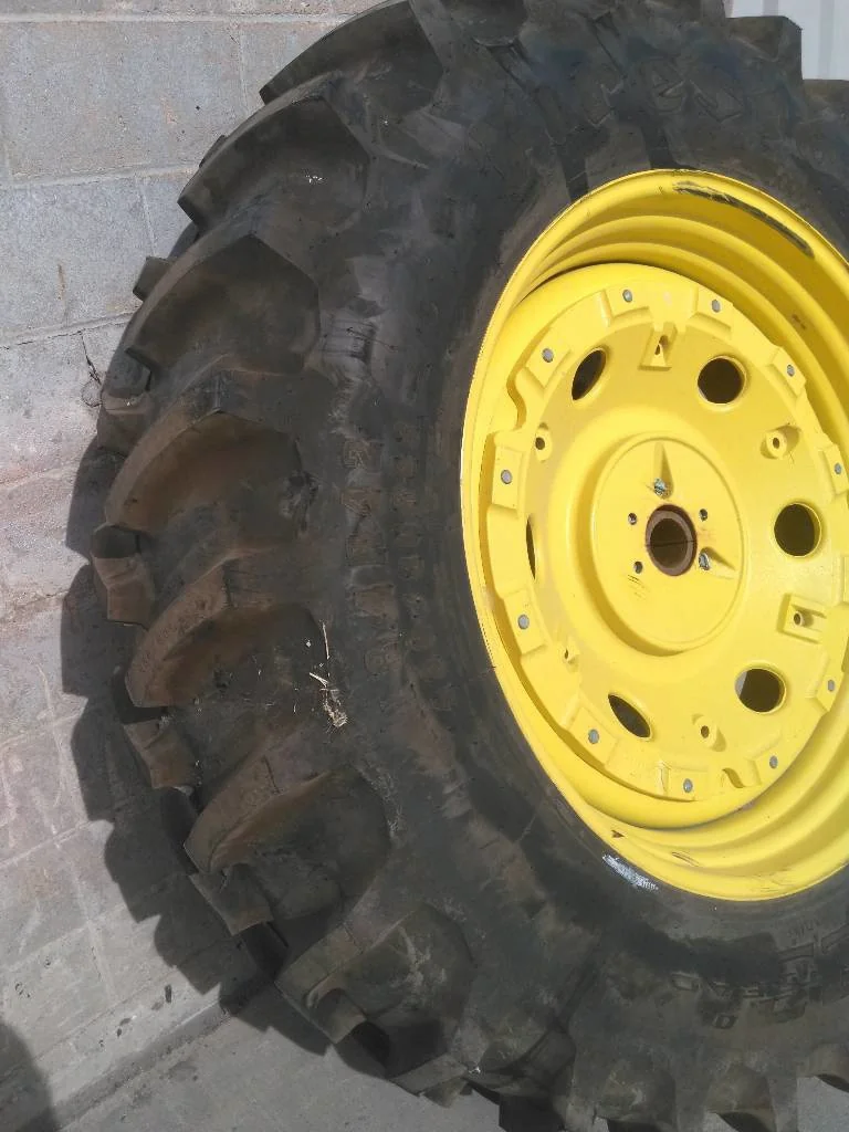 Take-Off 480/80R42 151B Firestone Deep Tread TL R-1W 95-100% On 16 x 46 (12-32.047-30.078) R&R Wheel image 3