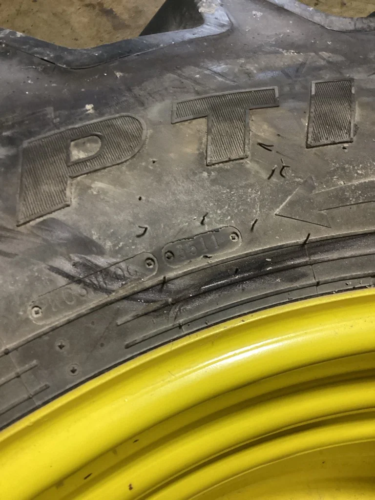 Take-Off 620/70R42 166A8 Goodyear Optitrac DT812 TL R-1W 95-100% On 20 x 42 (12-32.047-30.078) R&R