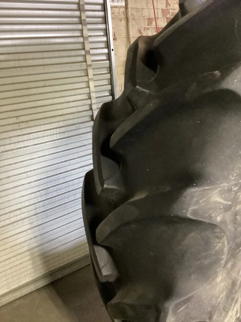 Used 620/70R42 160B Goodyear DT820 TL R-1W 90-95% (mild cuts and stubble) image 3
