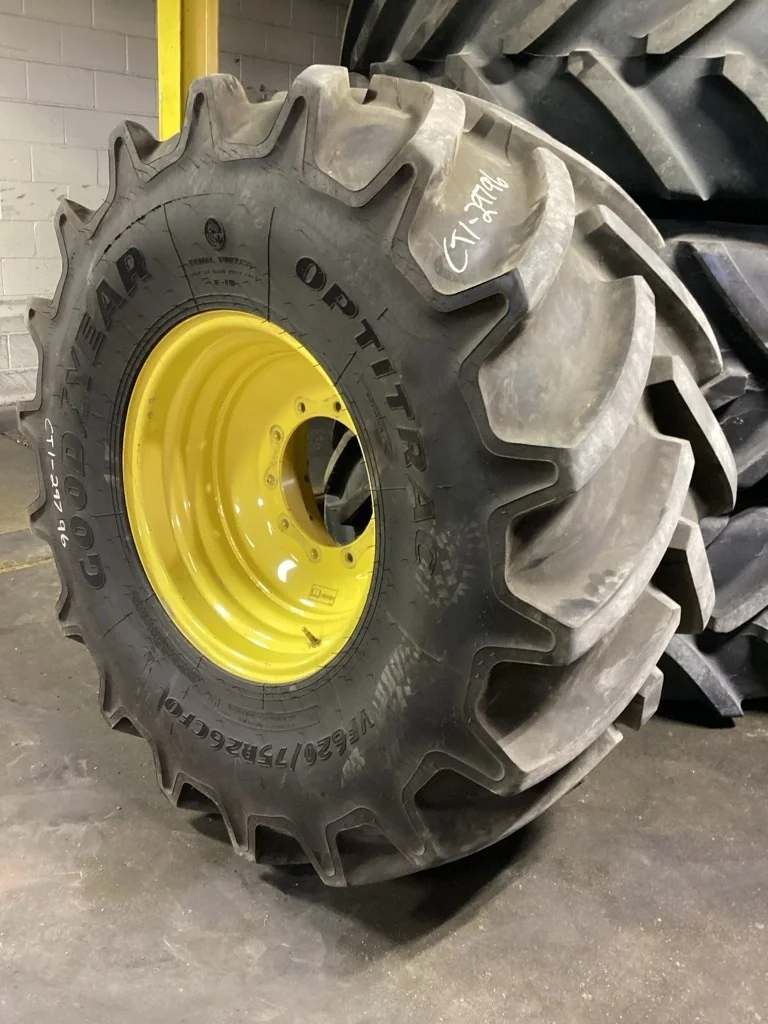 Take-Off VF620/75R26 CFO 178D Goodyear Optitrac TL R-1W 95-100% On 20 x 26 (10-13.19-11.07) Solid image 2