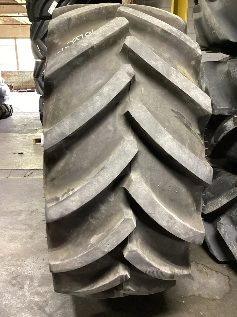 Take-Off VF620/75R26 CFO 178D Goodyear Optitrac TL R-1W 95-100% On 20 x 26 (10-13.19-11.07) Solid image 3