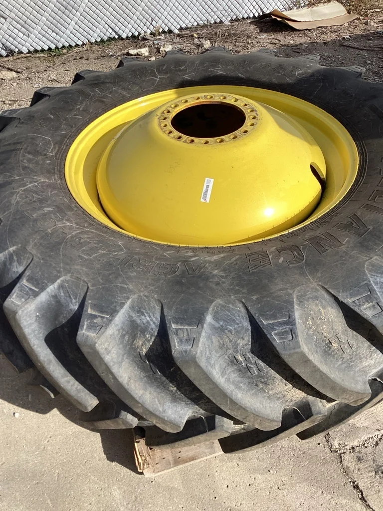 Used 580/85R42 166A8 Alliance AgriTraction TL R-1W 85-90% On 18 x 42 20-13.19-11.07 Dolly Dual Wheel