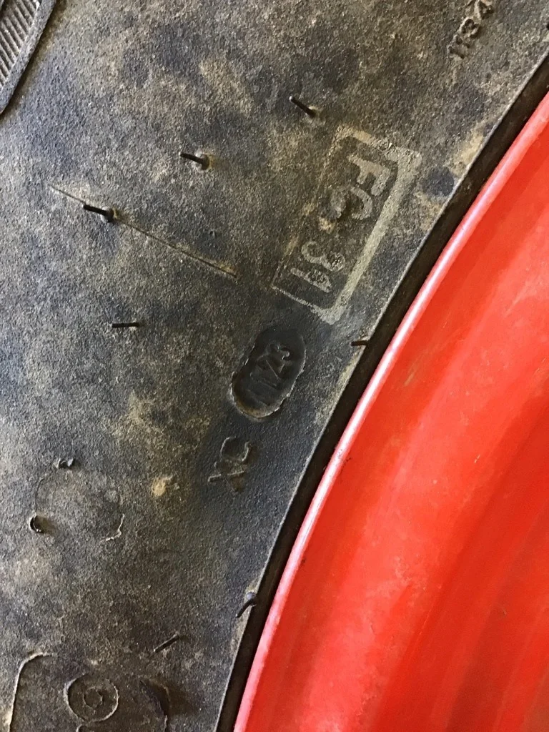 Take-Off 600/60R28 147D Trelleborg TM800 TL R-1W 95-100%On 18 x 28 (10-13.19-11.07) Solid Wheel image 4