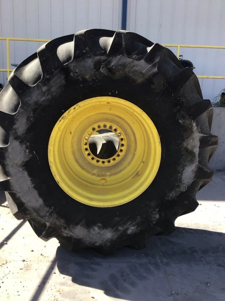 Take-Off 800/65R32 172D Firestone RAT DT TL R-1W 95-100% On 27 x 32 (20-13.19-11.07)JD Combine Wheel