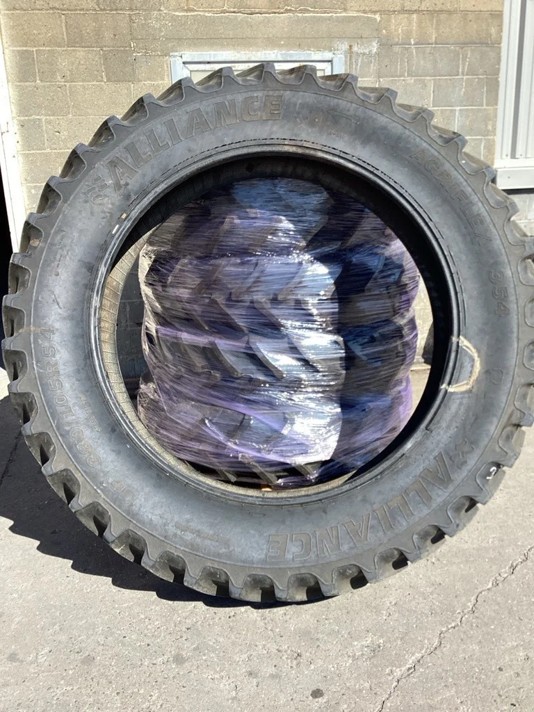 Used IF380/105R54 180D Alliance Agriflex 354 TL R-1W 85-90% MILD -Weather checking, bead damage,cuts