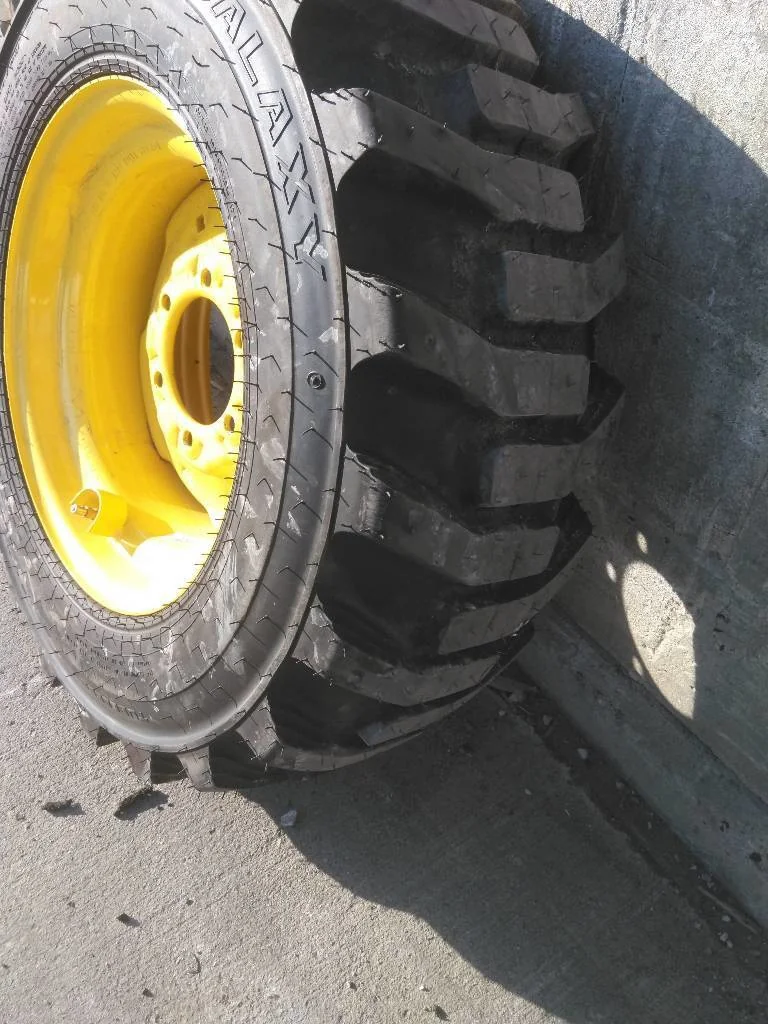 Take-Off 10-16.5 6PLY Galaxy XD2010 TL R-4 95-100% On 8.25 x 16.5 (6-6-4.62) JD Implement Wheel image 3