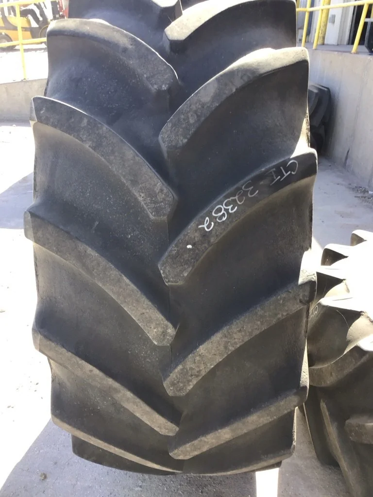 Used 600/65R28 151A8 Goodyear Optitrac DT824 TL R-1W 70-75% On 18 x 28 (10-8.858-6.92) Combine Wheel image 2