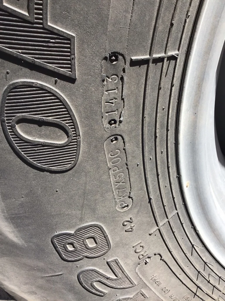 Used 600/65R28 151A8 Goodyear Optitrac DT824 TL R-1W 70-75% On 18 x 28 (10-8.858-6.92) Combine Wheel image 4