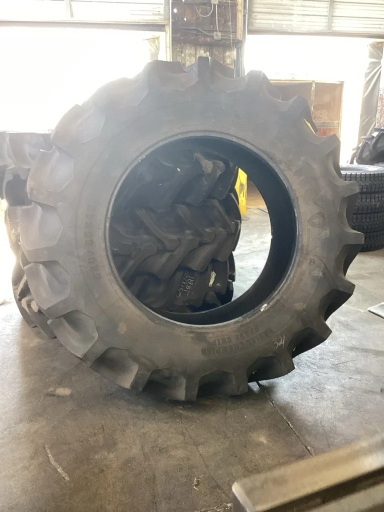 Take-Off 520/85R42 165A8 Firestone Radial Champion Spade Grip TL R-2 95-100% image 3