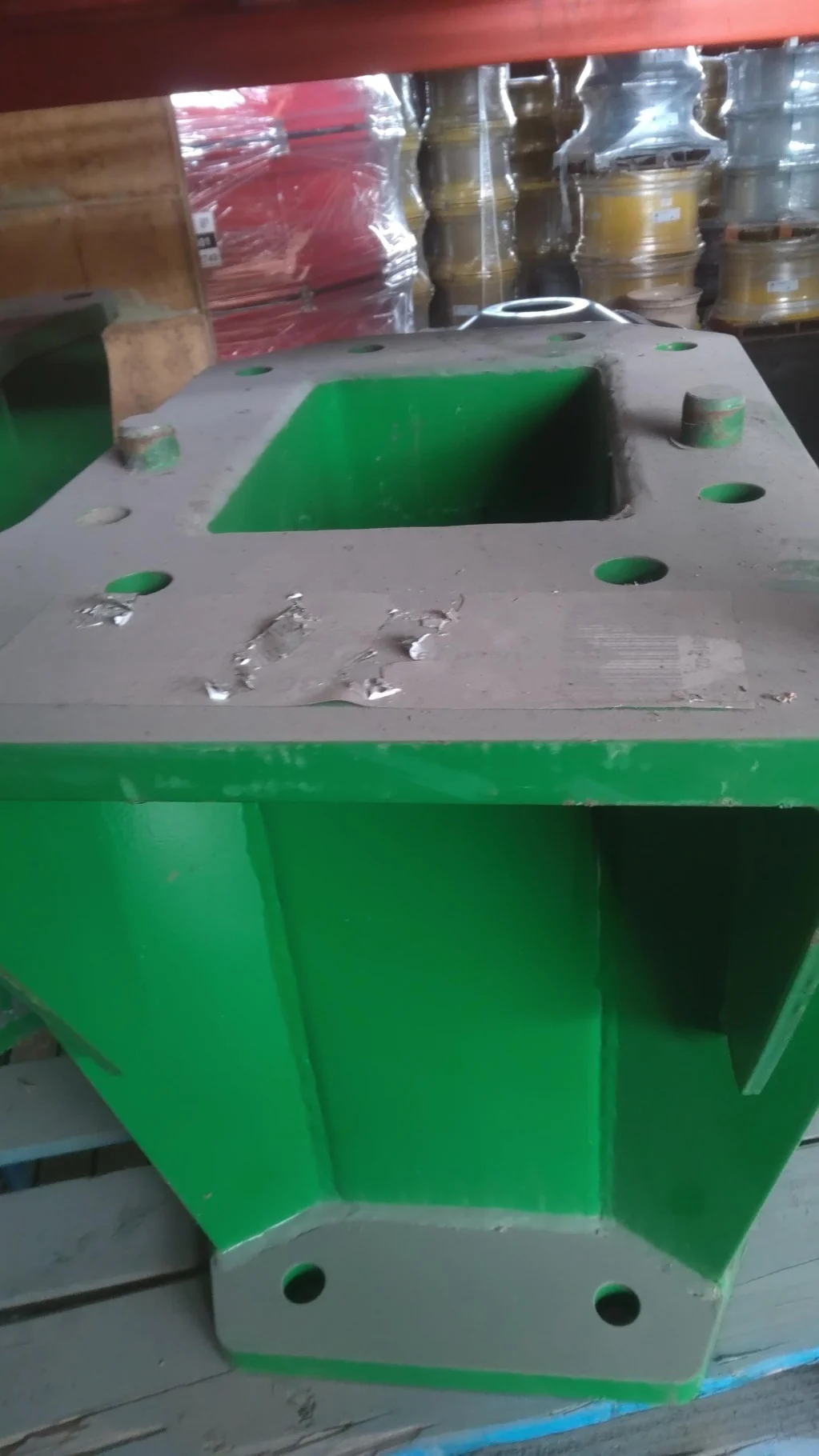 Used 19.5" JD Combine Frame Ext (No Hardware) image 3
