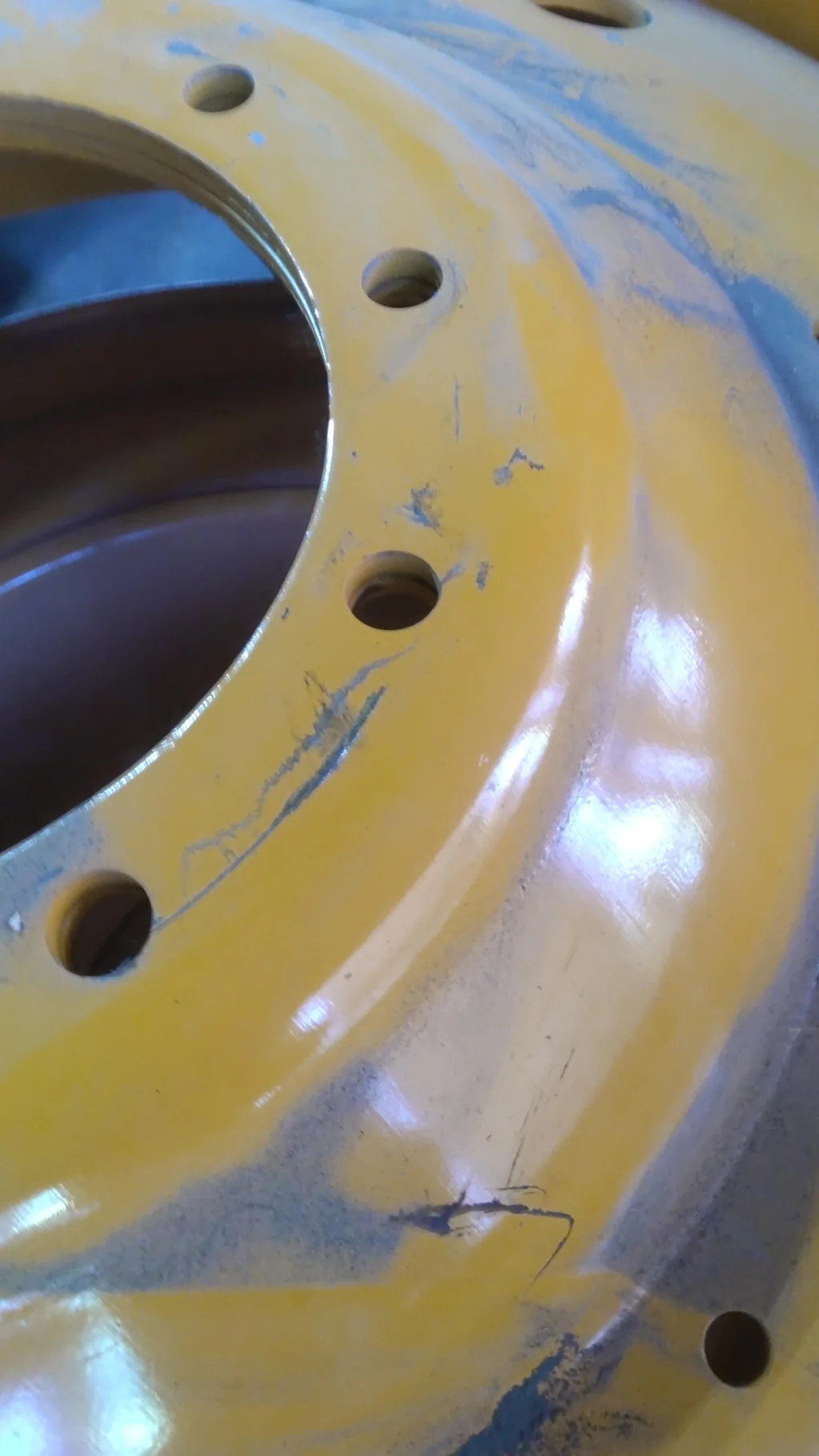Take-Off 18 X 42 10-13.19-11.07 Dual Orange Wheel image 2