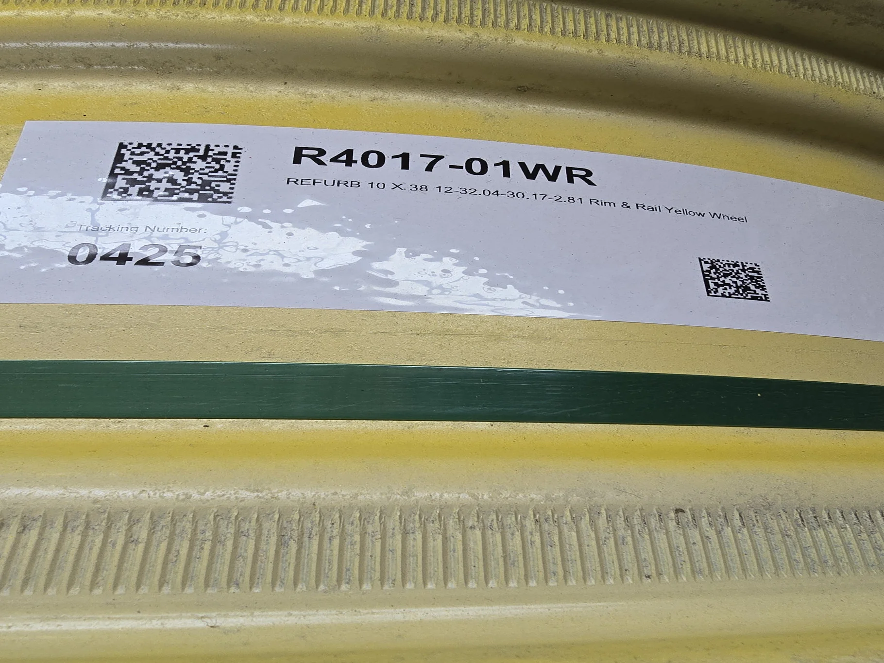 Refurbished 10 X 38 12-32.04-30.17-2.81l Rim & Rail Yellow Wheel image 3