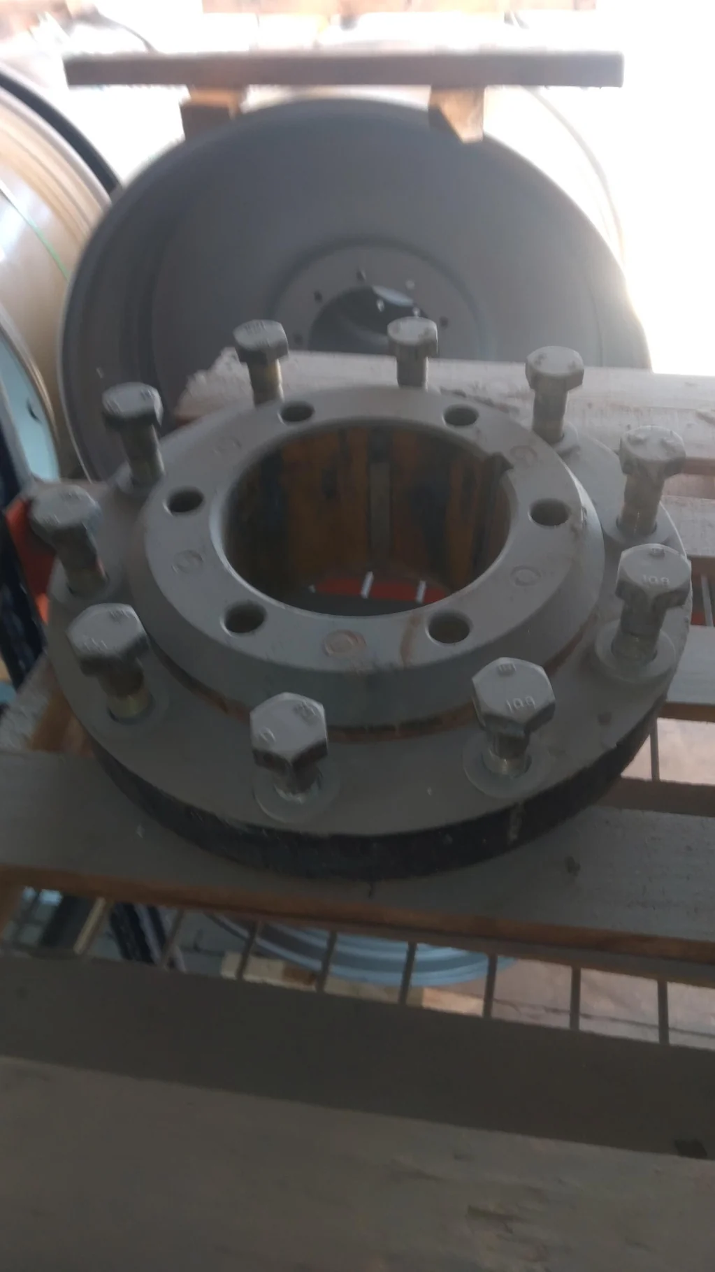 Used Hub 10 Bolt with 115mm (4.5") Axle Black image 3