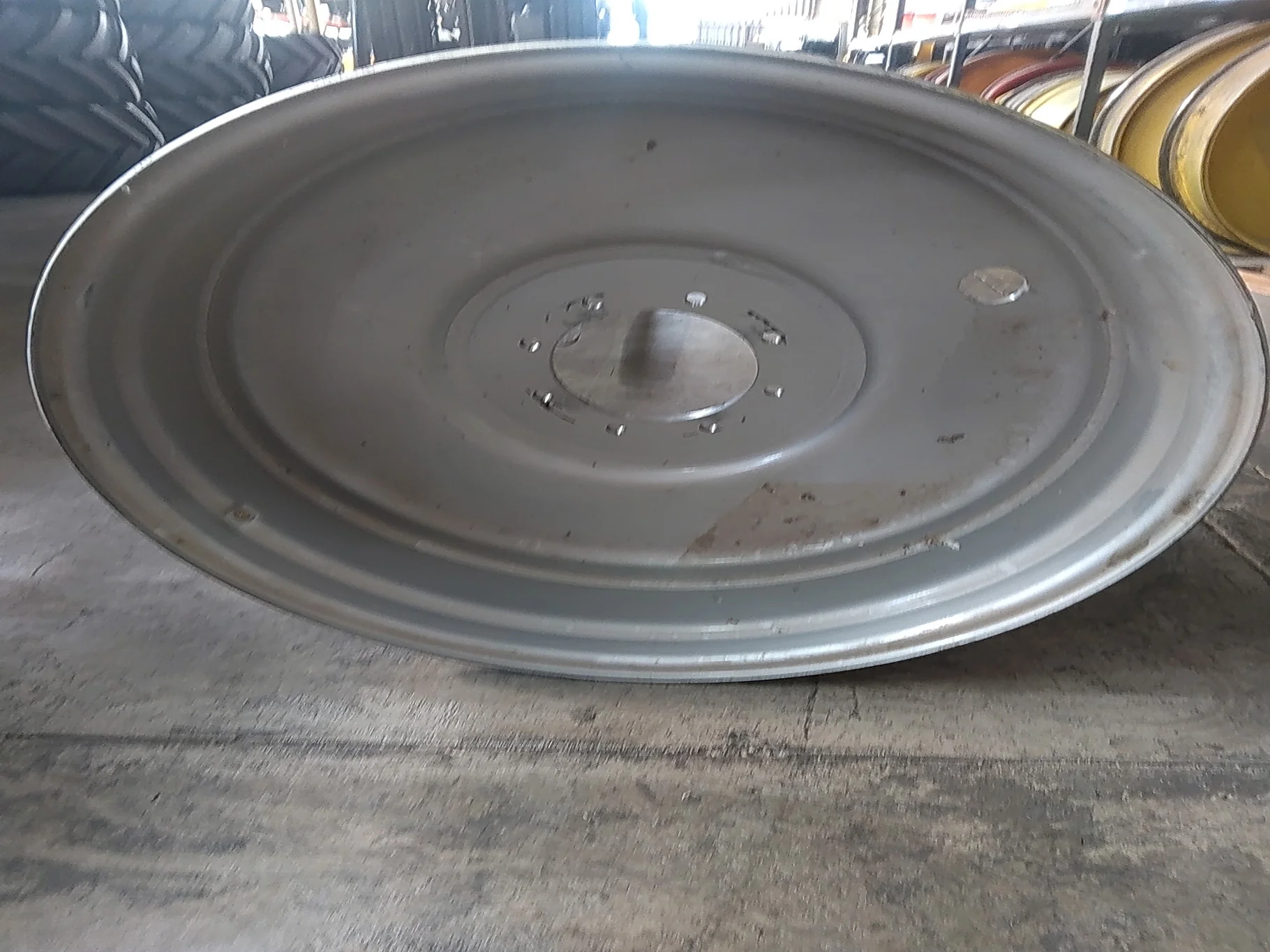 Take-Off 23 X 38 8-10.826-8.735-.50 Sprayer Silver Wheel image 2