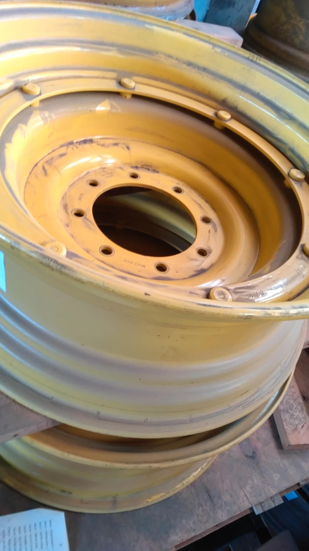 Take-Off 12 X 30 (13 X 30) GKN 8-10.82-8.78 Rim & Rail Yellow Wheel w/ Disc (Assembly) image 2
