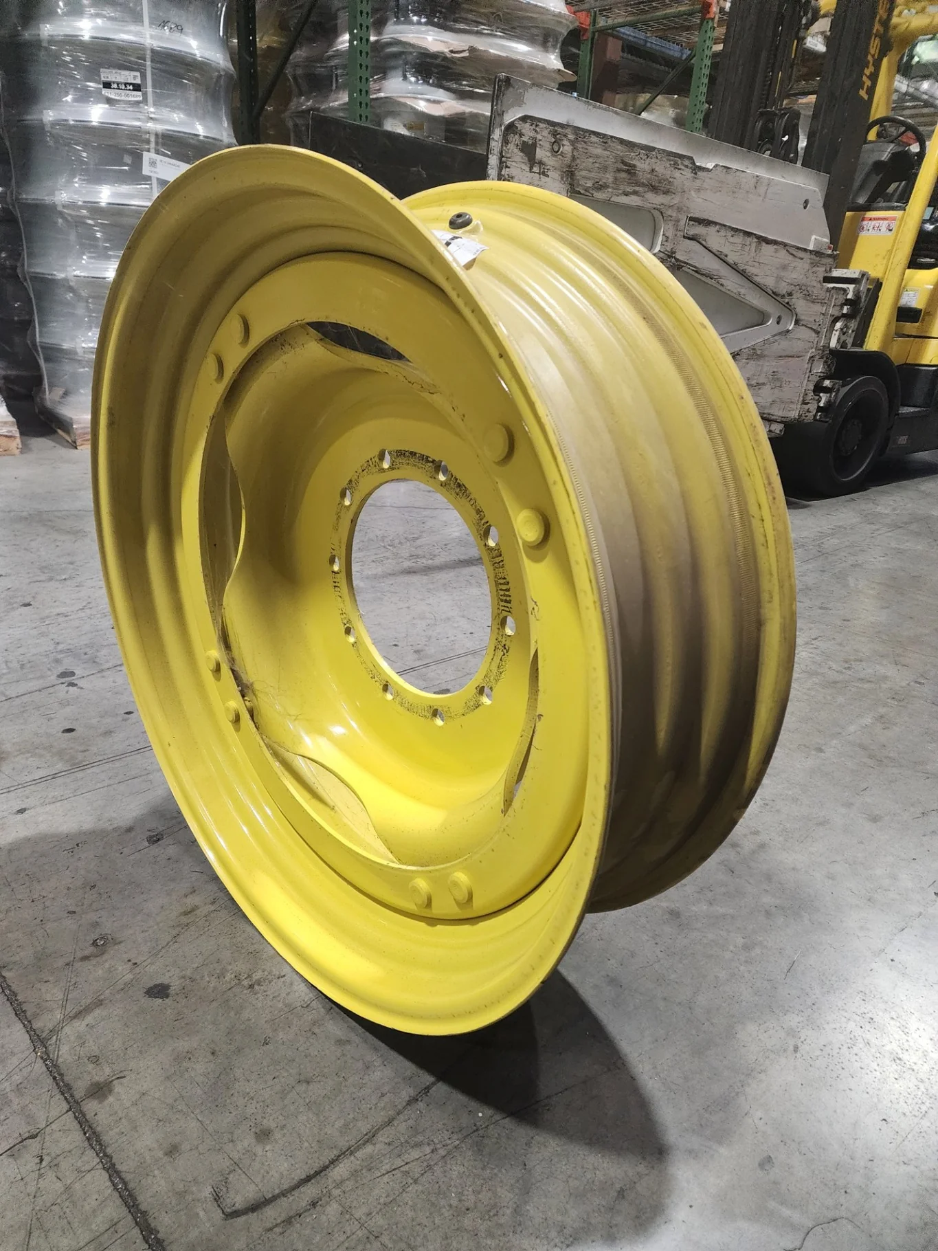 Take-Off 10 X 34 GKN 10-13.19-11.07 4/2 Rail Yellow Wheel w/ Disc image 4