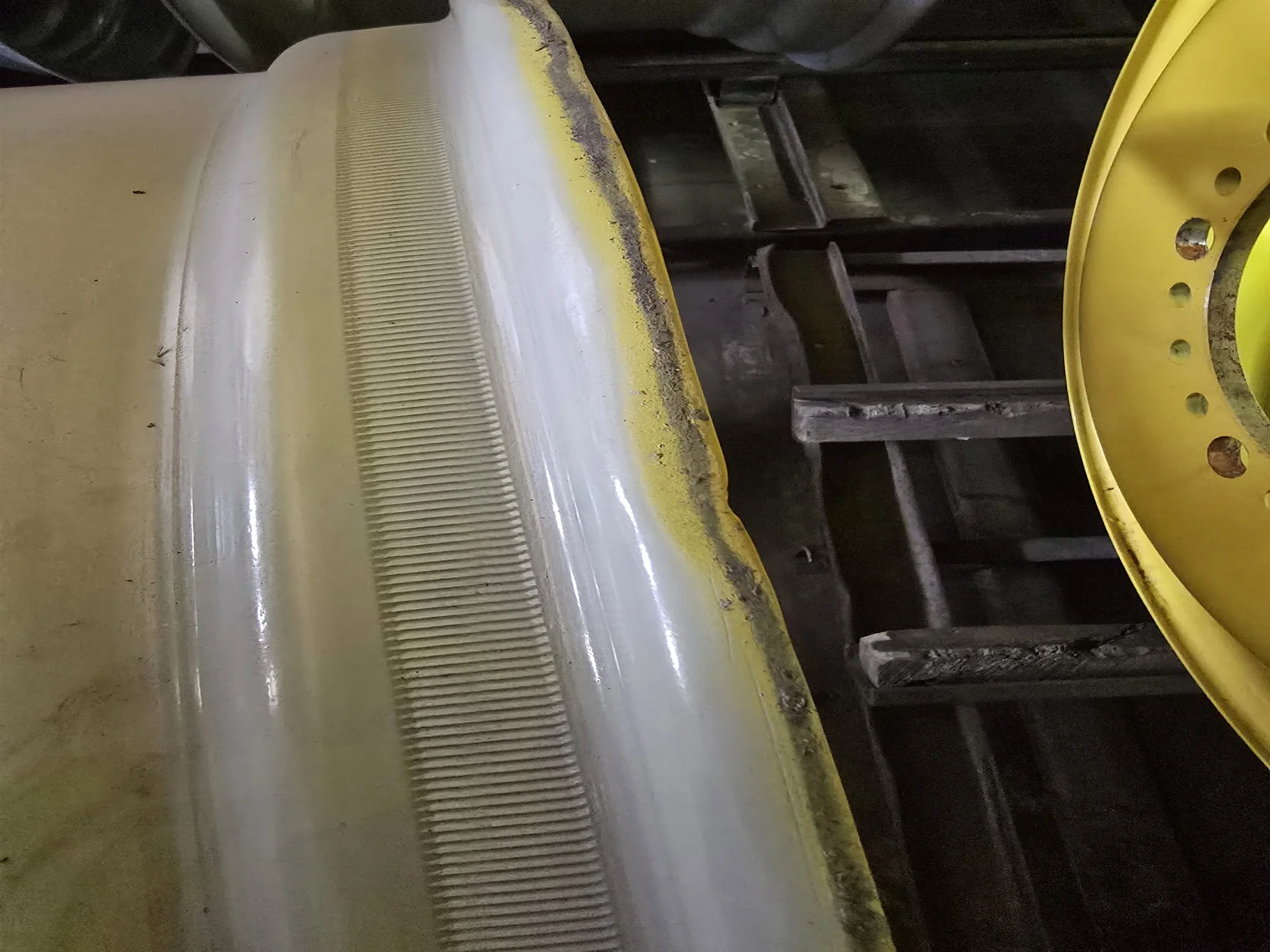 15 X 38 24-23.250 3 Bolt Waffle Yellow Wheel Refurb image 3