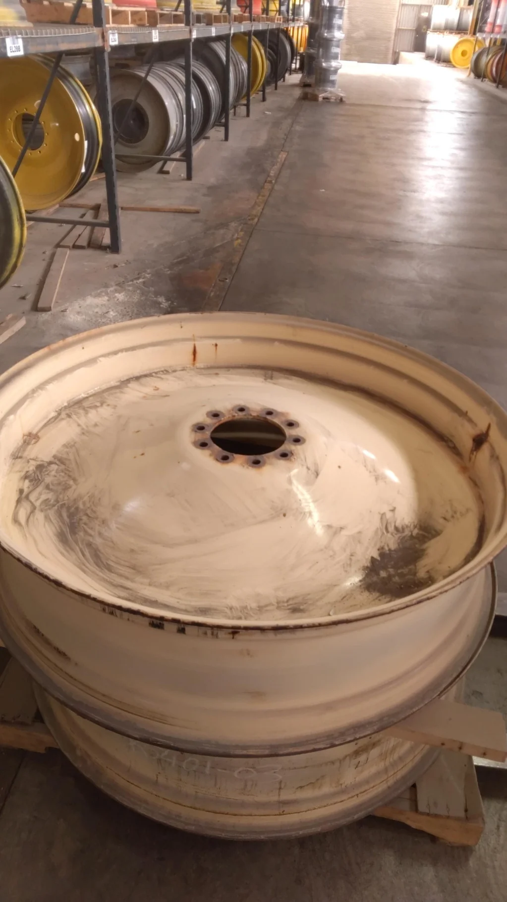 Used 12 X 46 GKN 10-8.858-6.92 Sprayer White Wheel image 4