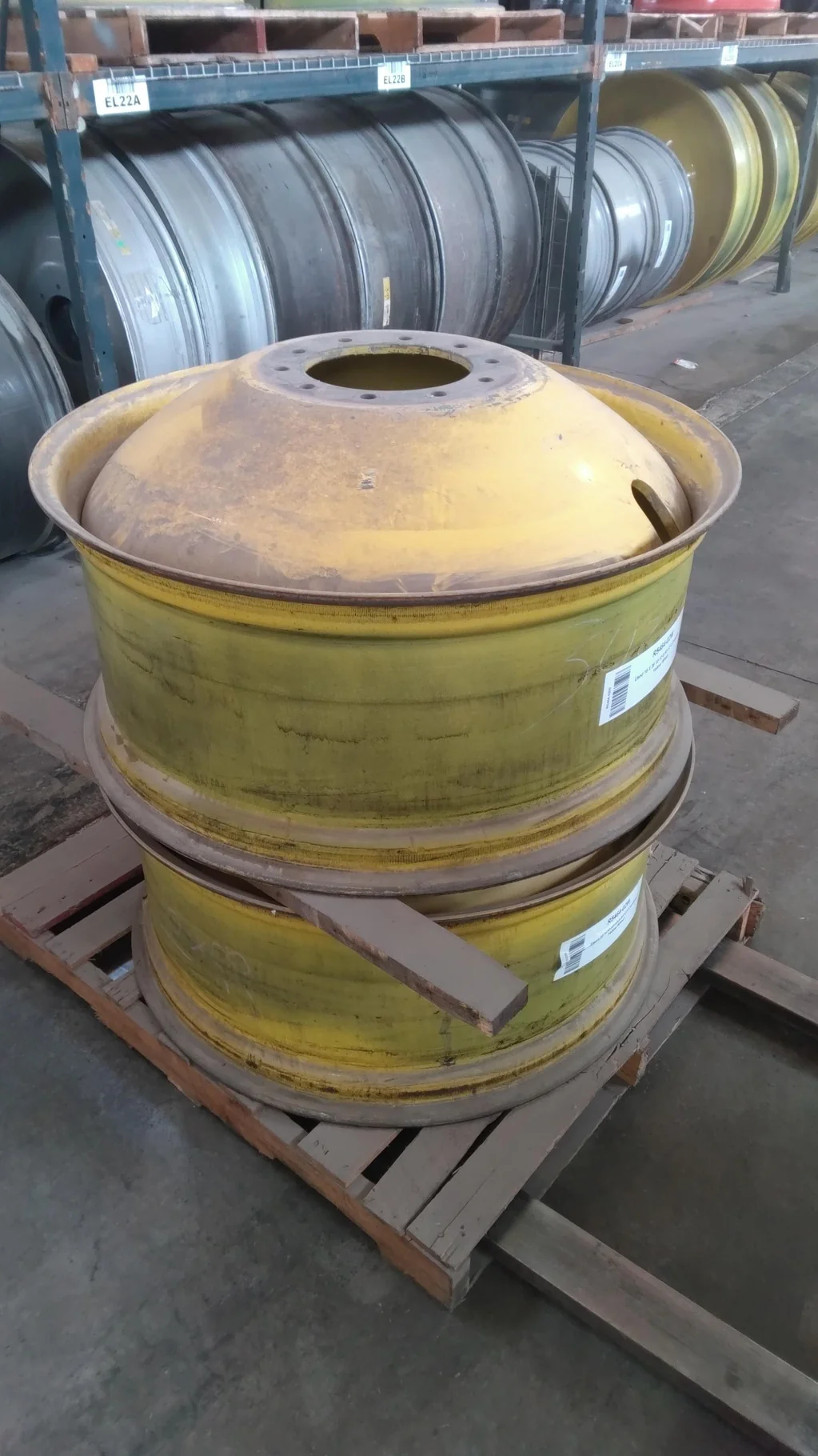 Used 16 X 38 10-12-9.50-12.4 Combine Yellow Wheel image 3