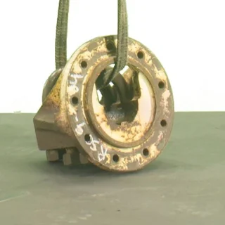 USED 9 HOLE HUB W/ U-BOLTS (71E12M) 3.75 AXLE