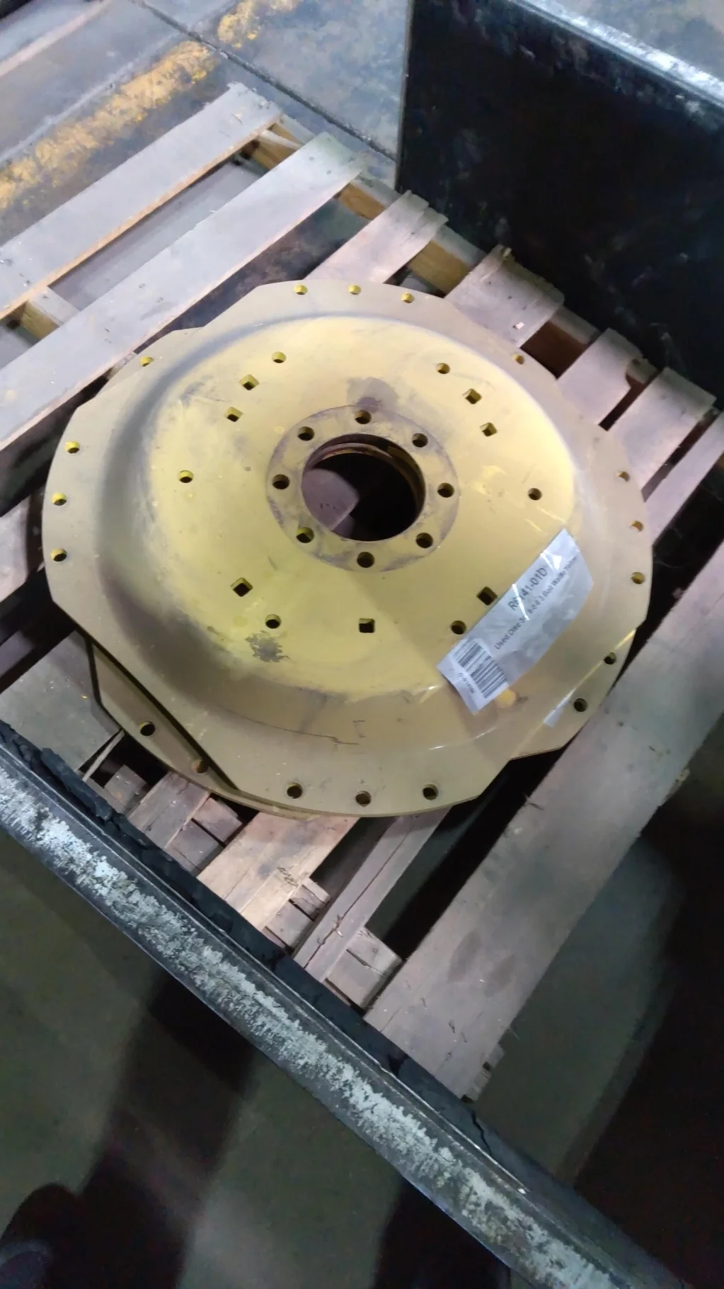 Used Discs 34" 8-8-6 3 Bolt Waffle Yellow