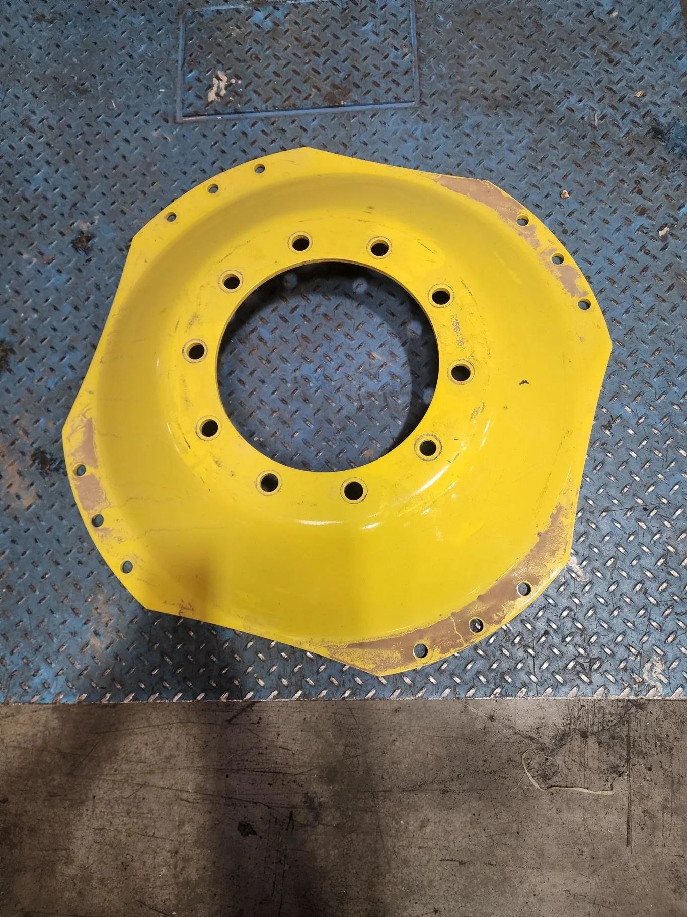 Take-Off Disc 34" 10-13.19-11.07 3 Bolt Waffle Yellow